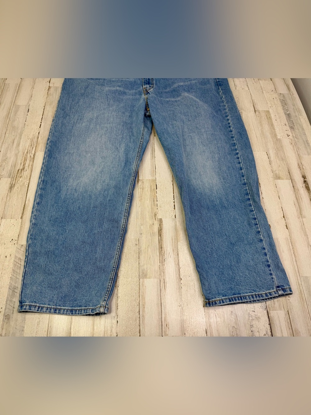 Levis 550 Jeans Mens 48x29 Blue Relaxed Fit Straight Leg Denim Classic NWT - Picture 4 of 12